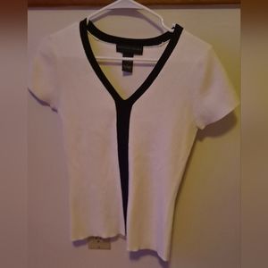 Short sleeve dressy top